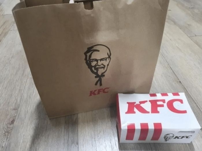 취업 못한 ‘은둔형 외톨이’가 치킨 ‘포장주문’하러 나왔다가 울면서 취업 결심한 이유