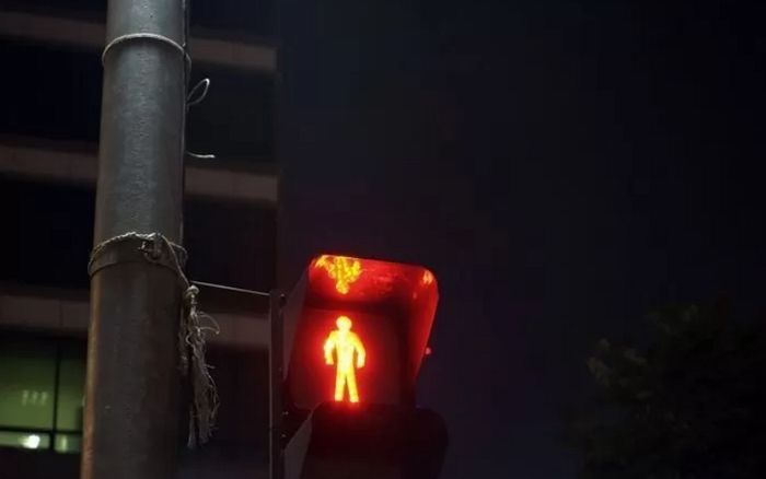 무단횡단 사망자가 ‘검은색 롱패딩’ 입은 걸 알게 된 판사가 차주에게 내린 판결