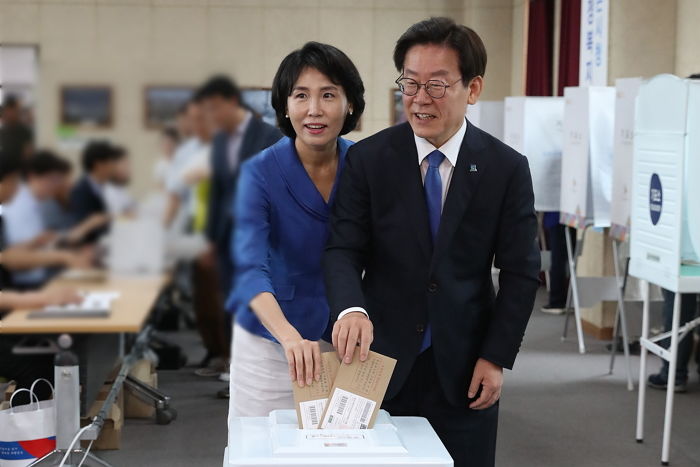 “김혜경, 개인카드로 소고기 결제 후 경기도 법인카드로 바꿔치기 결제”