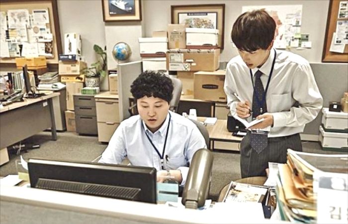 “선배님 제가 도와드릴까요?”...요즘 MZ세대 직장인들이 ‘질문봇’ 신입사원 껄끄러워하는 이유
