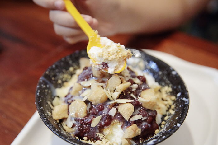 빙수 포장 엉망이라며 배달앱에 ‘별점 테러’ 한 고객의 충격적인 정체