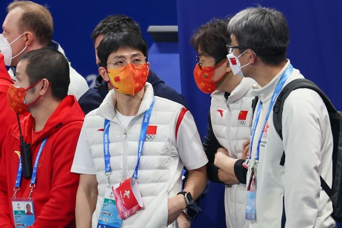 쇼트트랙 성적 ‘부진’했다며 한국인 코치 빅토르안 탓하는 중국 언론