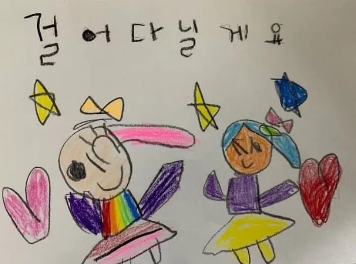 ‘층간소음’ 항의하러 쫓아간 아랫집 아재 ‘무장 해제’ 시킨 그림 편지