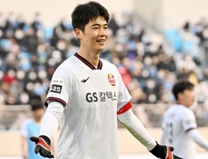 대선배 김남일 밀치며 상대팀과 ‘신경전’ 펼친 기성용이 악플 쏟아지자 보인 반응