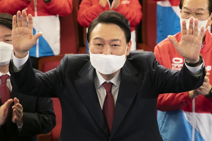 “사람에게 충성하지 않습니다” 윤석열, 강골 검사에서 대통령까지