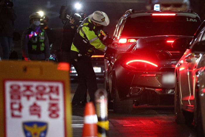 거리두기 완화 후 ‘첫 불금’인 어제(11일) 음주운전 416명 걸렸다