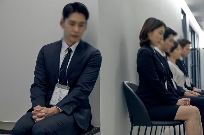 10년째 무직인 ‘장기 취준생’ 안타까워 채용했던 면접관은 그의 엄마를 만나고 오열했다