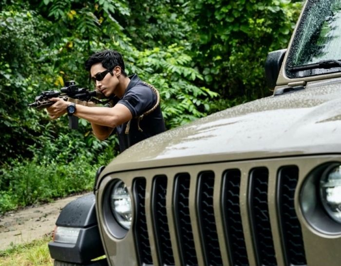 “이근 살아있다, 우크라이나에서 작전 수행 중”...사망설 일축