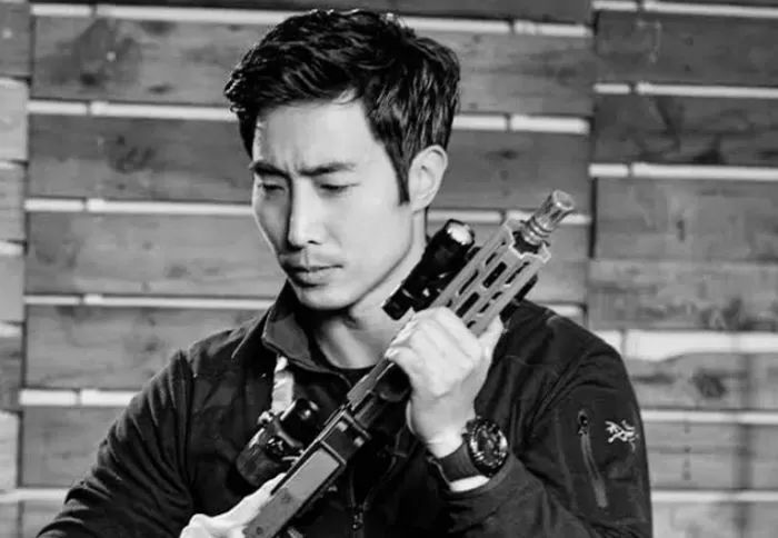 이근, 폴란드 재입국설 보도에 “지X하네, 대원들과 최전방서 헤어졌다”며 반박