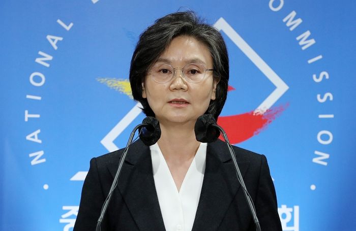 ‘투표용지 2장’, ‘쇼핑백 투표함’ 논란에도 노정희 선관위원장 “더 잘하겠다”며 사퇴 거부