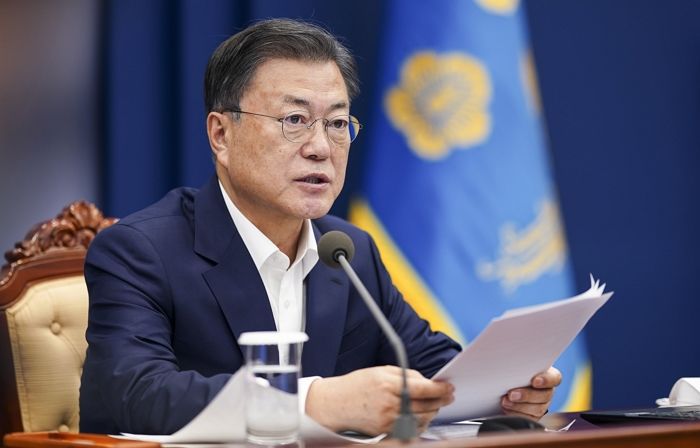 문 대통령이 만든 ‘국민청원’ 게시판, 다음달 사라진다