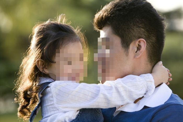 길 잃은 꼬마 ‘집’ 찾아주려 엄마 번호로 전화했다가 ‘유괴범’으로 오해받은 청년
