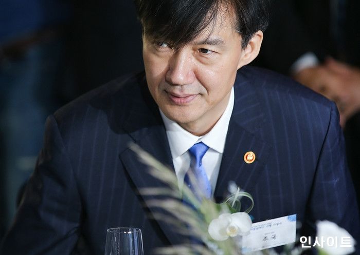조국 “문재인 정부, 대한민국을 최초로 ‘선진국’ 대열에 진입시킨 정부”