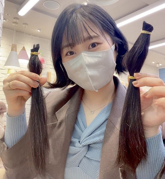 소아암 환자 위해 2년 동안 기른 머리카락 기부한 새내기 공무원