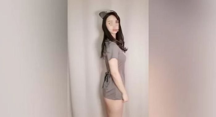 ‘간호사 코스튬’ 룩북 공개해 논란 일었던 미녀 유튜버의 ‘반전’ 과거