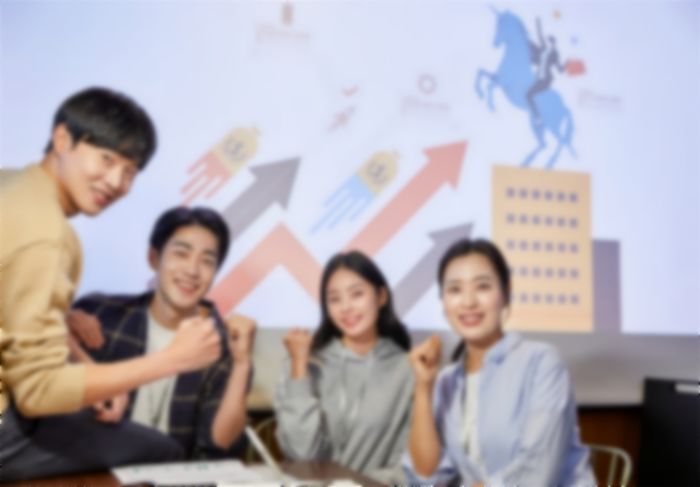 민주당 가입 급증한 2030 여성들 “우리는 민주당 집토끼가 아니라 호랑이다”