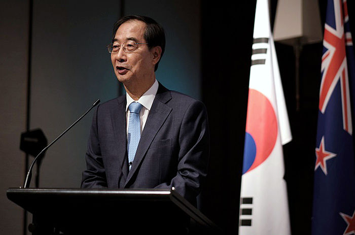 윤석열 당선인, 새 정부 초대 총리에 한덕수 전 총리 지명