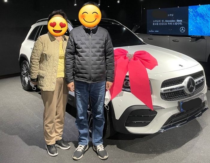 10년간 SM5 타면서 고생한 엄마에게 6천만원대 벤츠 SUV 선물한 ‘효자’ 아들