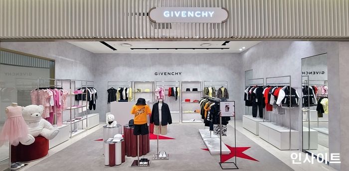 지방시키즈, 신세계백화점 강남점 매장 신규 오픈