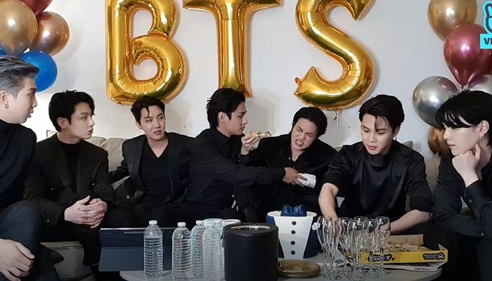 수술했다더니 생각보다 심각해 보이는 방탄 진 ‘손가락’ 상태 (영상)