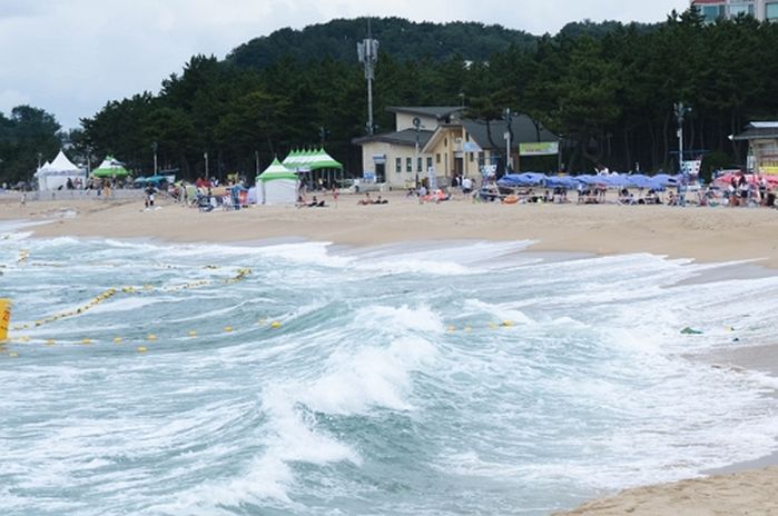 바닷가 공중화장실서 아기 낳고 유기한 20대 여성이 경찰에 붙잡혀서 한 말