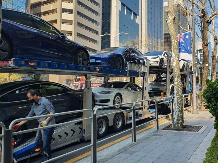 만우절에 ‘테슬라’ 쏘겠다고 공지했다가 진짜로 직원들에게 10대 플렉스한 토스 대표
