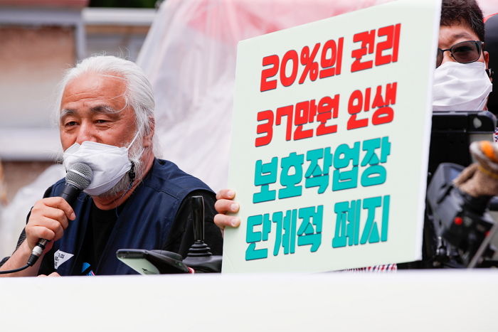 ‘이준석 vs 전장연’, 오는 13일 일대일 생방송 TV토론