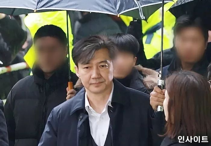 “조국 딸의 삶 송두리째 빼앗아, 김건희 여사 지켜보겠다” 의전원 입학 취소에 폭발한 민주당