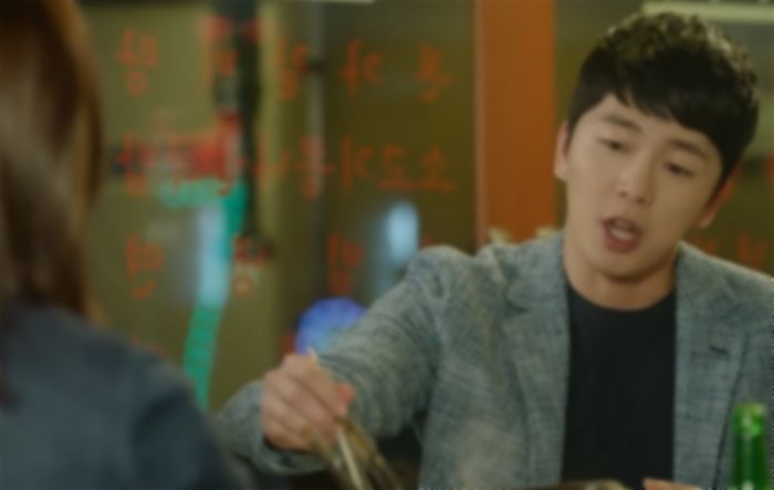 먹는 속도 너무 빠른 ‘식탐왕’ 남친 때문에 데이트 때마다 배고픈 여성의 고민글