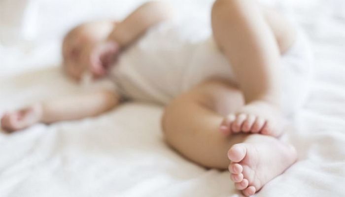 TV 출연했던 10대 엄마, 흉기 들고 남편에 “죽이겠다” 협박