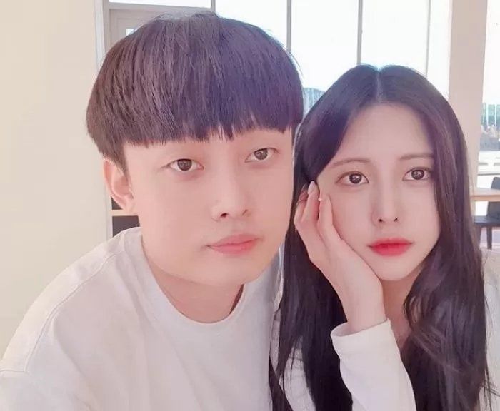 “내가 아무 말 안 한 건...”  깨박이와 이별 뒤 루머 쏟아지자 경고 날린 꽃벼리