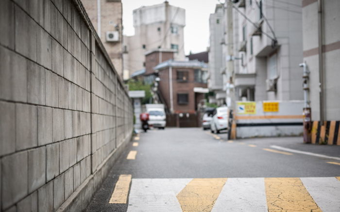 식당에서 시비 붙어 부부 2쌍에 흉기 휘두른 50대...여성 두 명 사망