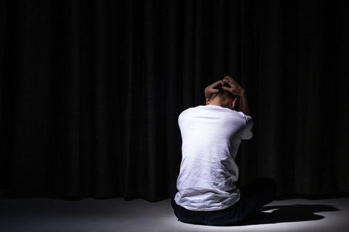 “월급으로 아내 ‘학자금 대출’ 갚아줬는데 게이밍 의자 하나 샀다고 욕먹었습니다”