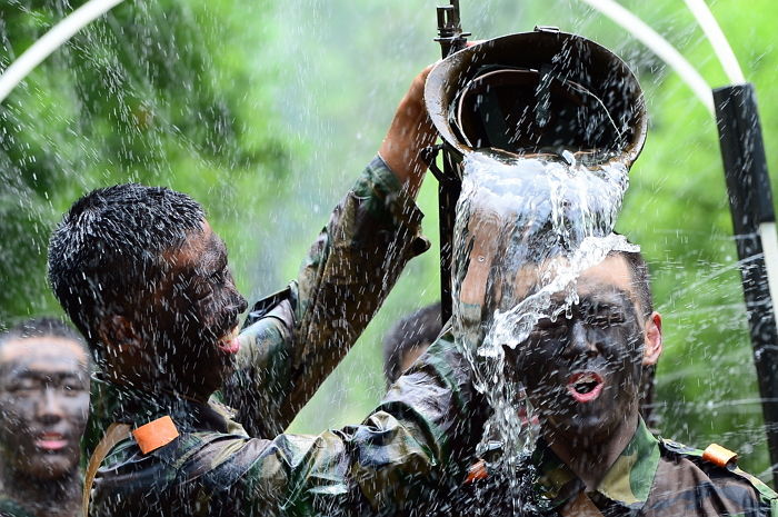 윤석열, ‘취임 즉시’ 병사 월급 200만원 공약 강행...전역때 ‘목돈’ 지급