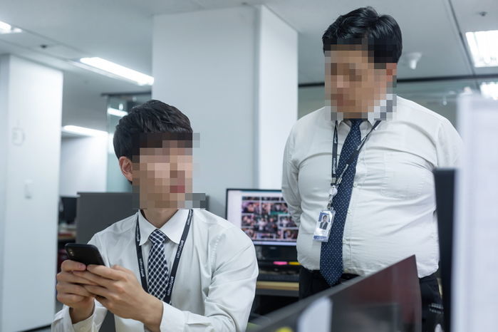 반말 일삼던 15살 연상 꼰대 부장이 직장 후배가 초고속 승진하자 보인 태세 전환