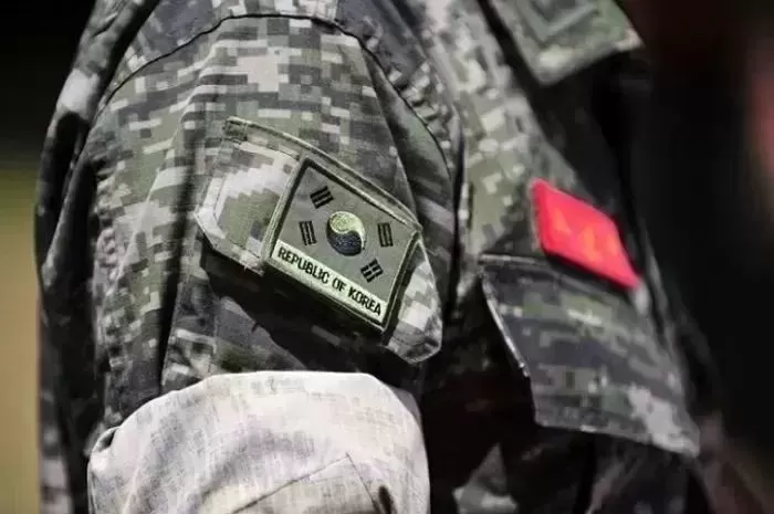 “귀국할테니 비즈니스석 끊어 달라”...우크라이나 의용군 갔던 해병대원의 황당 요구