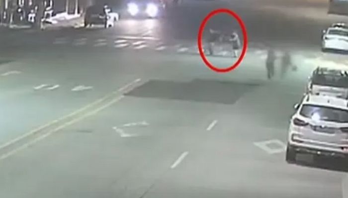 “아내 2명 급소만 찔러”...천안 부부 흉기난동 피해자 지인이 ‘계획적 살인’ 주장하는 이유