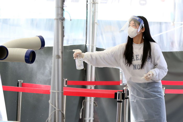 “열흘 연속 10만명 이하”...어제(29일) 코로나 신규 확진자 4만 3286명