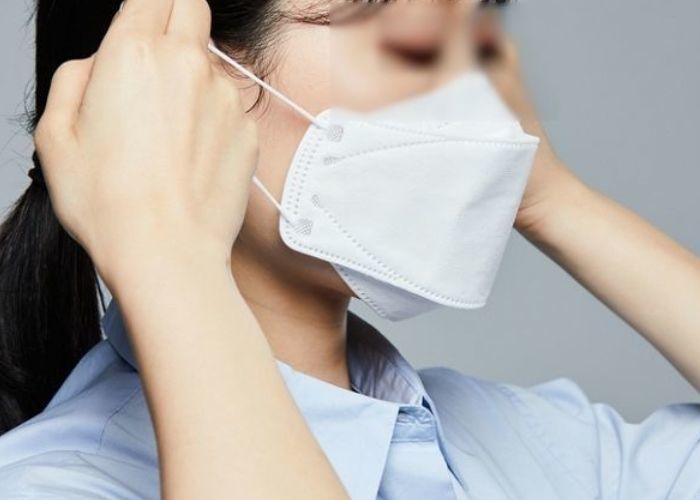 5월 2일 실외 마스크 해제되면 “벗고 다닌다 vs 아직은 쓴다”