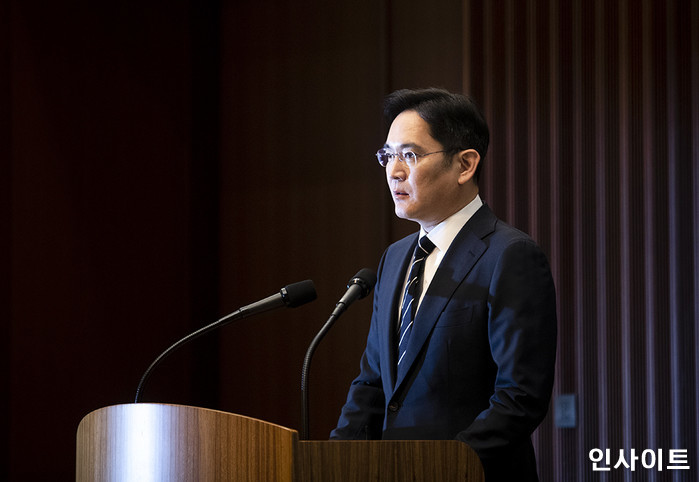 ‘이재용 사면’ 68.8% 찬성...김경수·정경심 사면은 과반이 반대