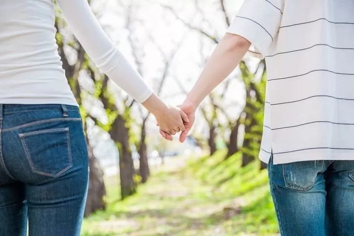 짝사랑하던 누나의 동생이었던 여사친 헷갈리게 만든 남자의 ‘고구마 카톡’
