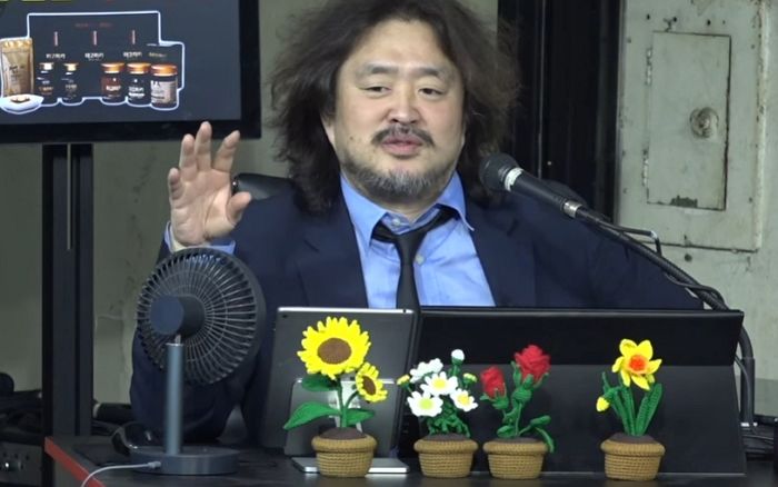 尹 당선인 측 “김어준, 김건희 관련 허위사실 유포...법적대응”