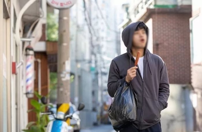 “친오빠가 래퍼 되겠다고 해서 엄마가 우는데 ‘엄마 눈물 닦아줄게’ 가사로 써버렸습니다”
