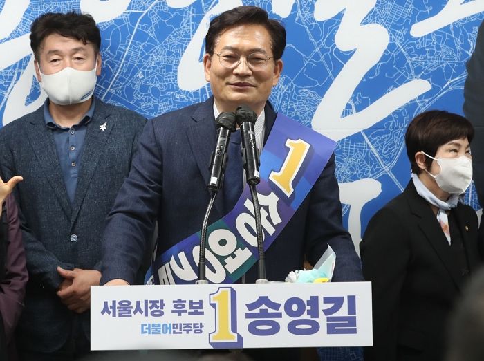 인천 출신 송영길, 서울 무연고 지적에 “태영호는 북에서 오지 않았냐”