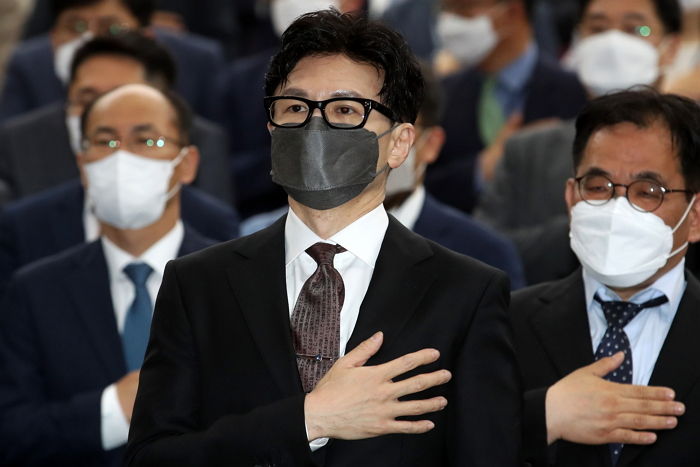 “한동훈 현상 벌어지고 있다”...장관 취임식 영상 조회수 100만 뷰 돌파