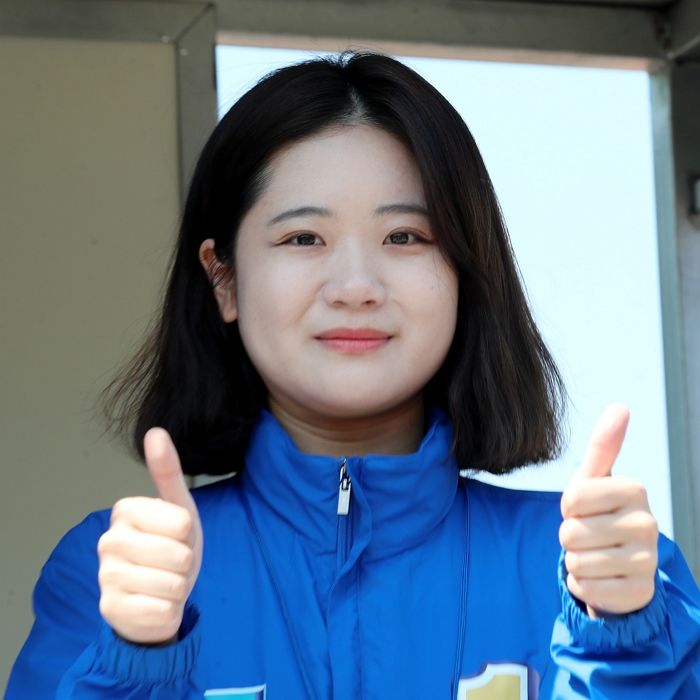 개딸들 위해 ‘페미니즘’ 배우겠다던 더불어민주당 지지자들의 최근 근황