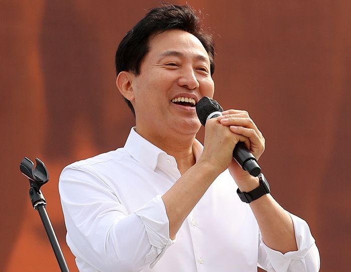 오세훈 “서울시 슬로건 ‘I·SEOUL·U’, 전문가 의견 취합해 바꾸겠다”