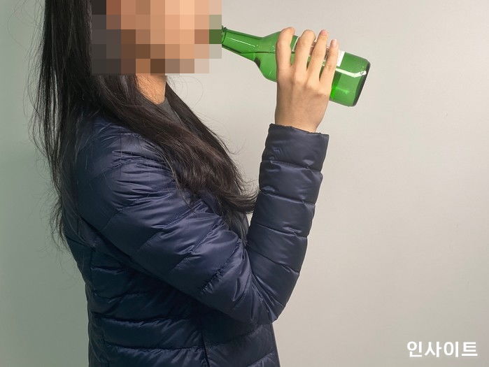 30대 만취女, 강남 한복판서 술 마시던 여성 10명에게 흉기 휘둘러