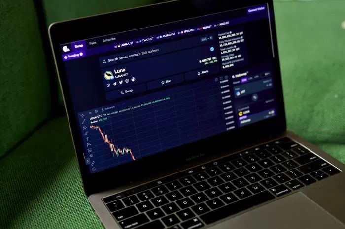 “18억이 485만원 됐어요”...코인 ‘루나’에 전재산 18억 태운 투자자 ‘패닉’