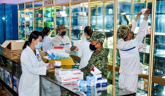 한국 국군의 ‘화강암 전투복’과 너무 똑같이 생긴 북한군의 현재 전투복